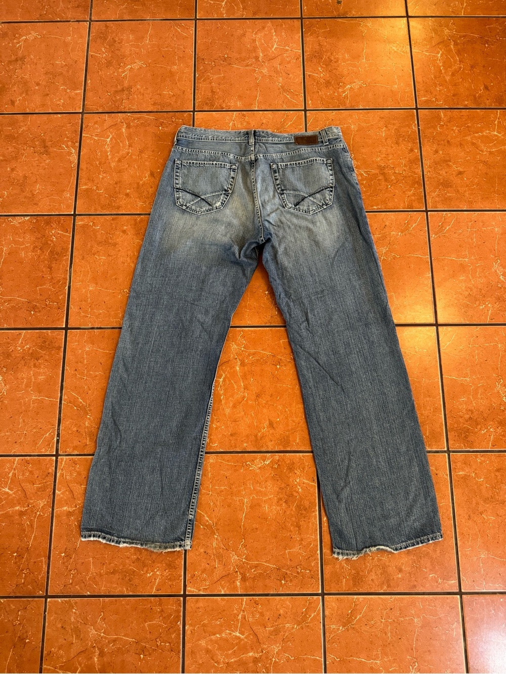 BKE Tyler Straight Leg Jeans Men’s Size 38x34 Light Wash 100% Cotton